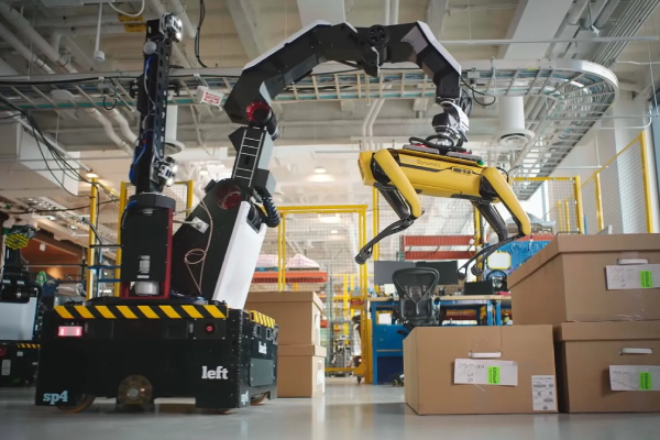 An automatic machine placing box in a warehouse